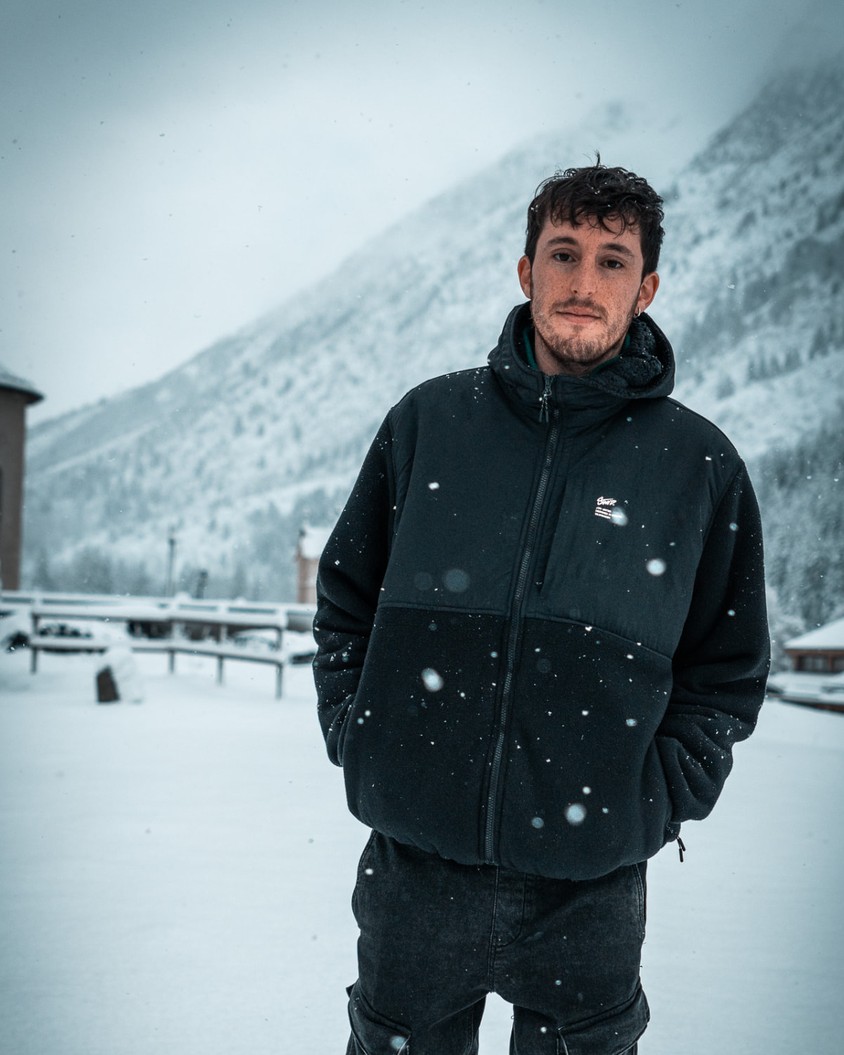 Ritratto di Moreno Belotti, fondatore di Essenthia Agency e organizzatore della vacanza